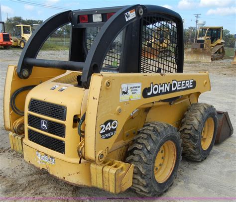 john deere 240 skid steer lifting|john deere 240 specifications.